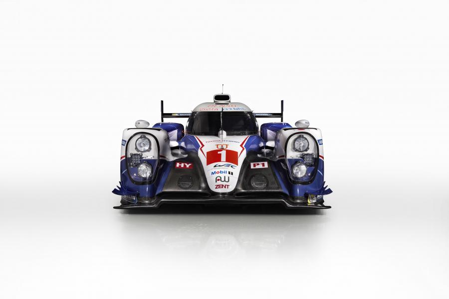  Toyota TS040 Hybrid 2015 года  (фото 10 из 14)